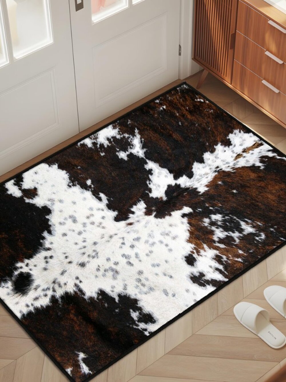 Western Cowhide Print Entryway Rug 2x3 Farmhouse Thin Door Mat Non Slip Washable